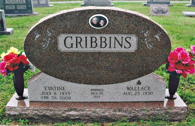 Gribbins Headstone with Hummingbird